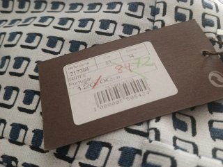 Pantalón estampado blanco y azul