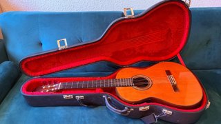 Guitarra Ramírez con MIDI y previo RMC