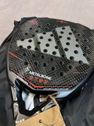 Pala Pádel Adidas Metalbone 2026