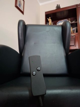 Cadeirão Elétrico Reclinável Preto
