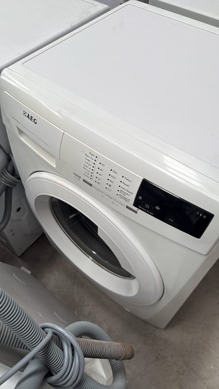 Lavadora AEG 8 kg 2ª Mano blanco A+++