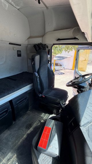 Mercedes-Benz Arocs 1880 had 4x4  2016