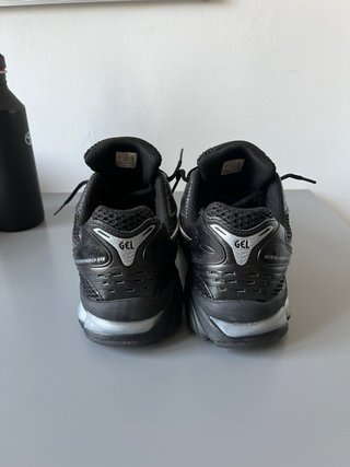 Asics Gel Kayano 14 Negro/Plata