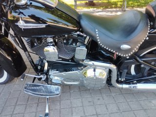 Harley Davidson Softail Springer Classic Negra