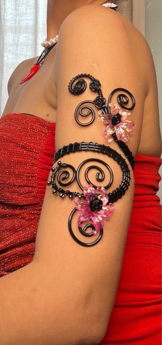 Bracciale alla schiava-Arm cuff