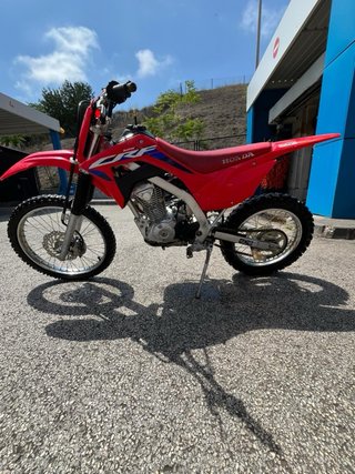 Honda CRF 125 F Cross 2024  precio negociable