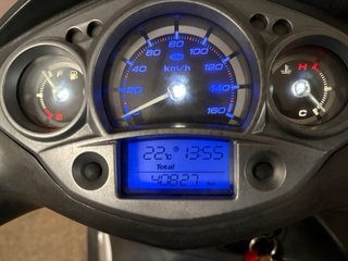 Yamaha X City 250cc Blanca