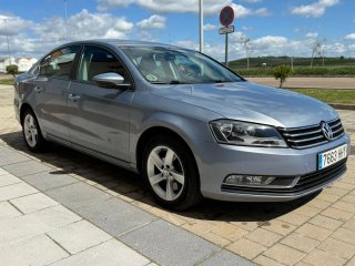 Volkswagen Passat 2012