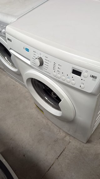 Lavadora Zanussi A+++ 8 kg segunda mano blanco