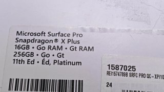 Microsoft Surface Pro 11 (Copilot+ PC)