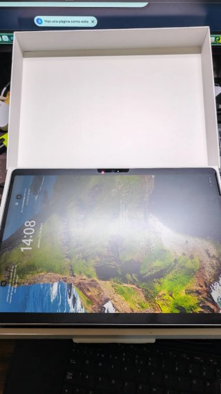Microsoft Surface Pro 11 (Copilot+ PC)