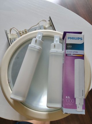 Downlight Ornalux + 3 Bombillas LED PHILIPS G24D