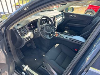 Volvo XC60 2022
