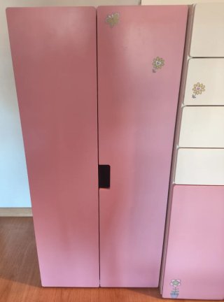 Armario infantil Stuva Ikea rosa y blanco