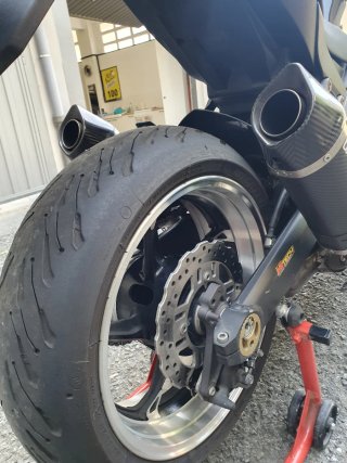 Kawasaki Z1000