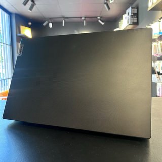 Lenovo V15 G2 IJL 15,6” 8/256GB