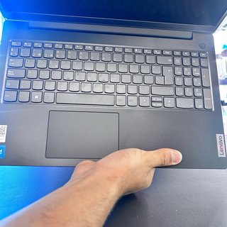 Lenovo V15 G2 IJL 15,6” 8/256GB