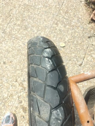 Neumático Bridgestone