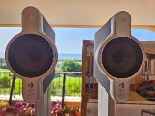 Home cinema KEF Kit 100