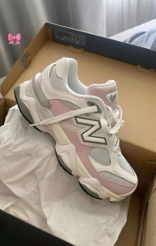 New Balance 9060 Exclusive Pink Overdy