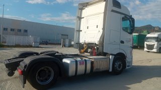 Mercedes-Benz Actros 450