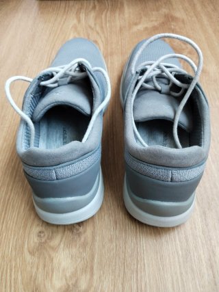 Zapatos Clarks Hombre Talla 41.5 Gris