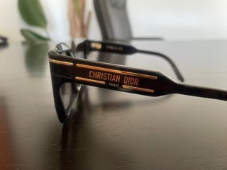 Gafas de sol Christian Dior negras y doradas