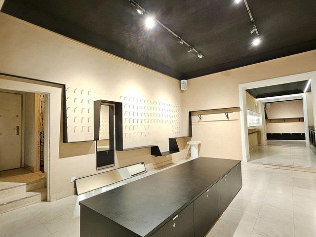 Local comercial en alquiler en Cortes - Huertas en Madrid - Imagen 8