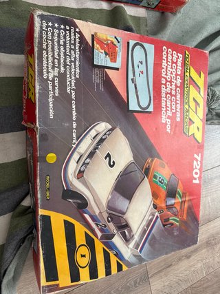 Pistas, mandos y transformadores de Scalextric TCR
