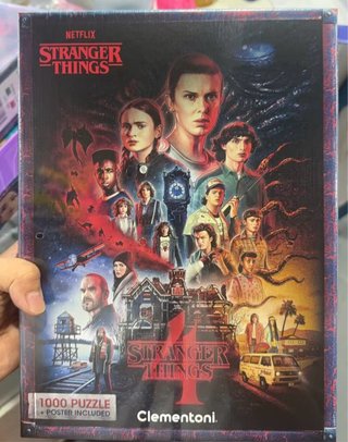 Puzzle Stranger Things 4 Clementoni 1000 piezas