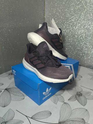 Adidas Pureboost 23 Morado blanco Runing
