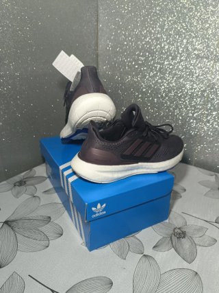 Adidas Pureboost 23 Morado blanco Runing