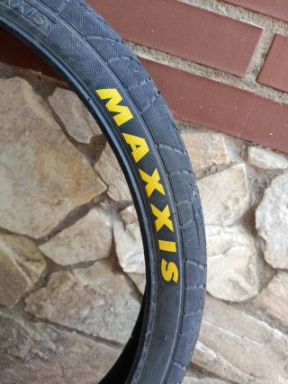 Cubierta Maxxis 26x2.5
