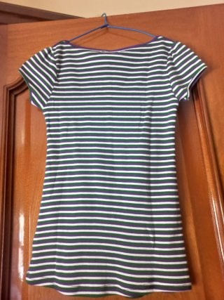 Camiseta Zara Rayas Verde y Morado Talla S