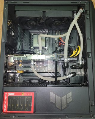 COMPONENTES REFRIGERACION LIQUIDA PC.