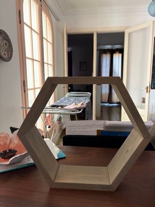 URGE Estanterías hexagonales de madera maciza