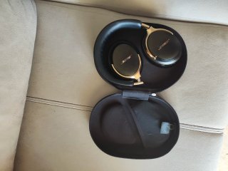 Ariculares Bose QuietComfort Ultra 2 negro/dorado