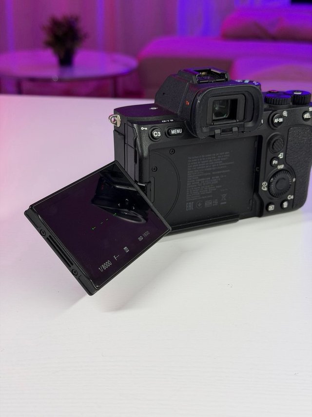 Sony A7 IV