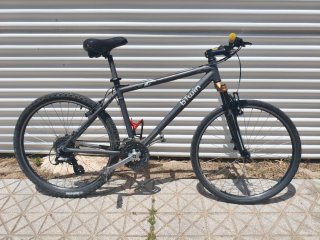 Bicicleta Btwin Gris.