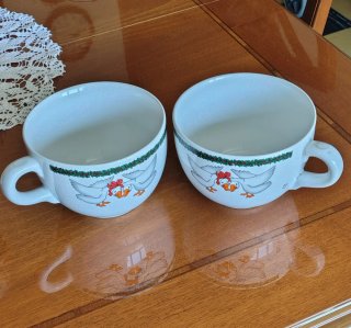 Tazze ceramica con oche natalizie