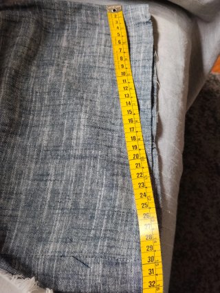 Conjunto Zara Pantalón y Chaqueta es amplio