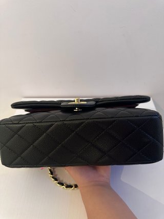 Borsa Chanel Classic Flap Caviar Nera Oro