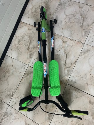 Patinete de 3 ruedas plegable. Como nuevo.