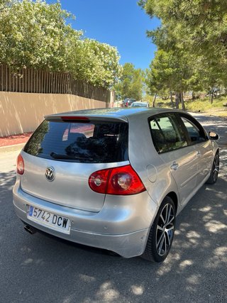 Volkswagen Golf 2005