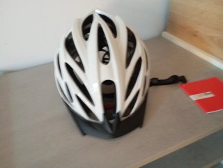Casco bici donna nuovo