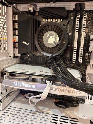 PC Gaming RTX 4060 8GB, 16GB RAM, Ryzen 7