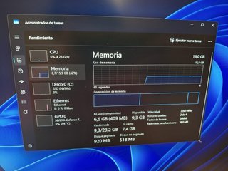 PC Gaming RTX 4060 8GB, 16GB RAM, Ryzen 7