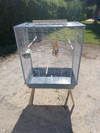 Jaula grande para pájaros