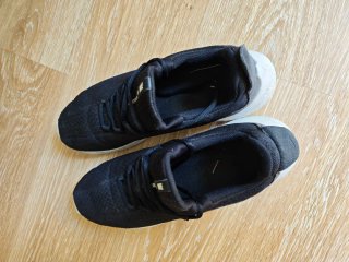 Zapatillas Nike Negras y Blancas