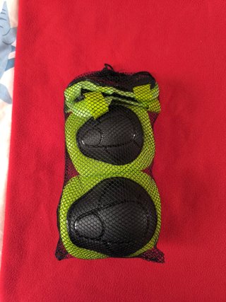 Casco y protectores patinaje/bicicleta infantil
